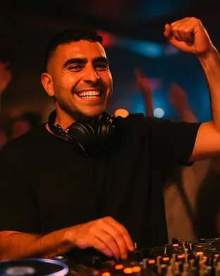 Sammy Virji Seattle